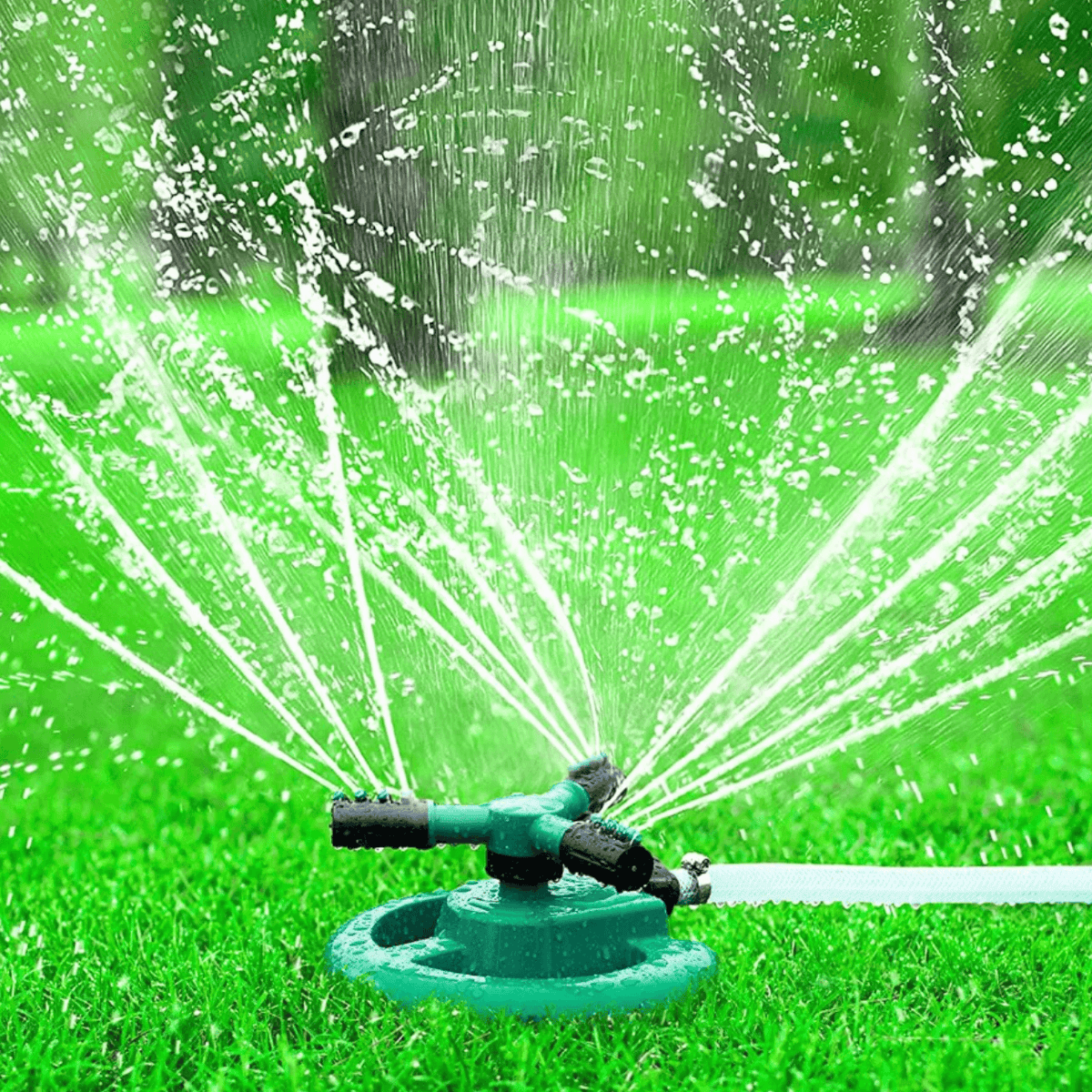 Rotating Garden Sprinkler — EasyGardenTools product photograph