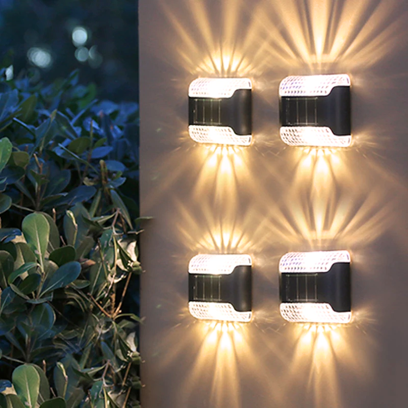 SolaGarden™ Wall Mount Lights