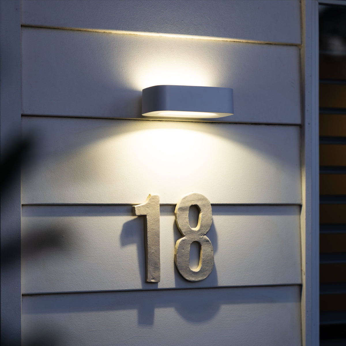 Modern Coastal Solar Wall Light | Cool White | SHORE