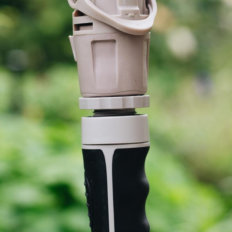 Comfort 8-Pattern Flow Control Sprayer + Fitting