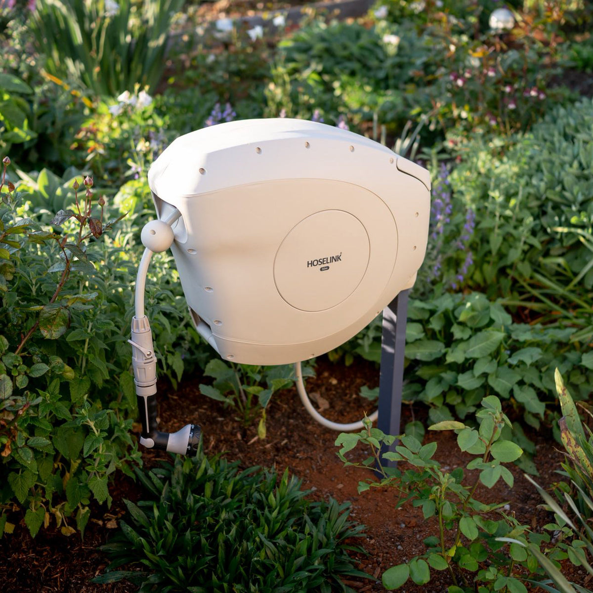 Retractable Hose Reel Mounting Post | Classic Series